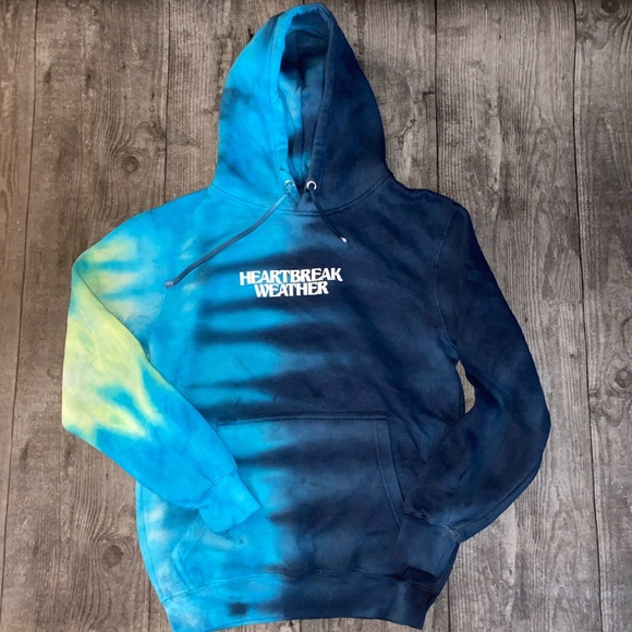 Niall horan uo exclusive heartbreak weather hoodie sweatshirt hotsell